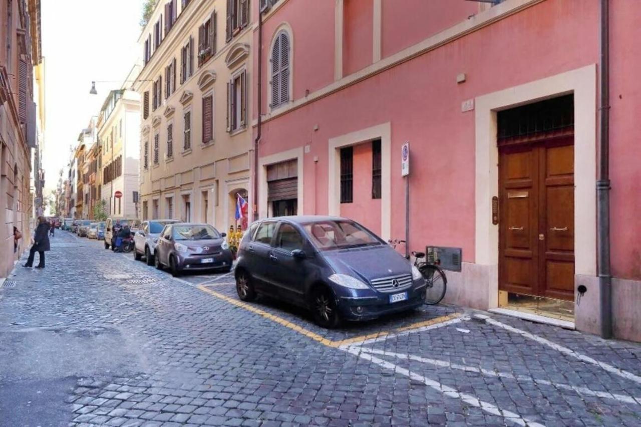 Апартаменты Borgo Vittorio Рим Экстерьер фото